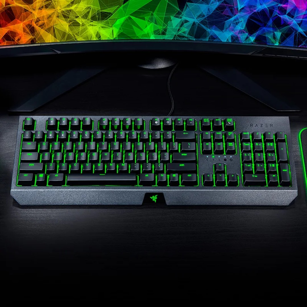 Набор клавиатура и мышь Razer Cynosa Pro Bundle и мышь Deathadder EU