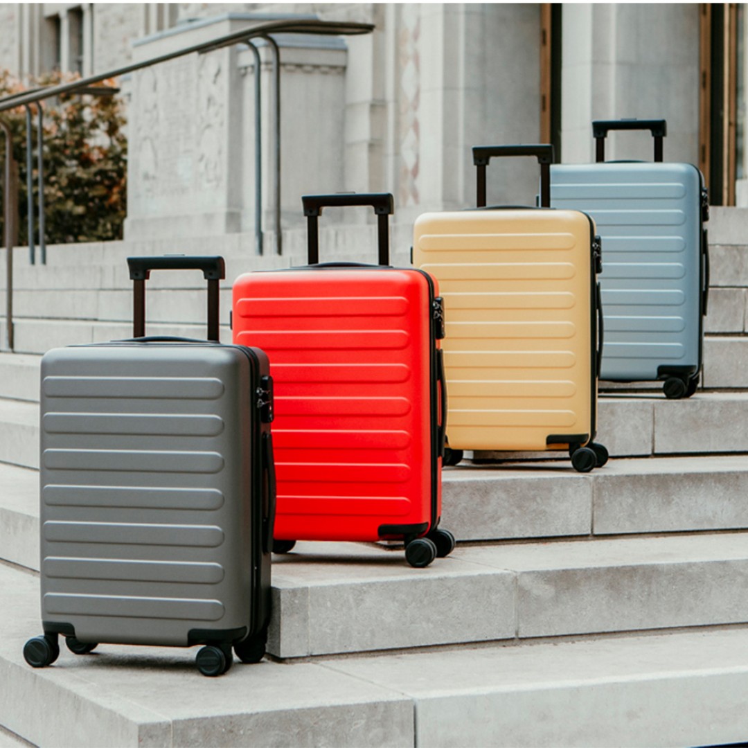 Чемодан Xiaomi Ninetygo Rhine Luggage 28" (120403)