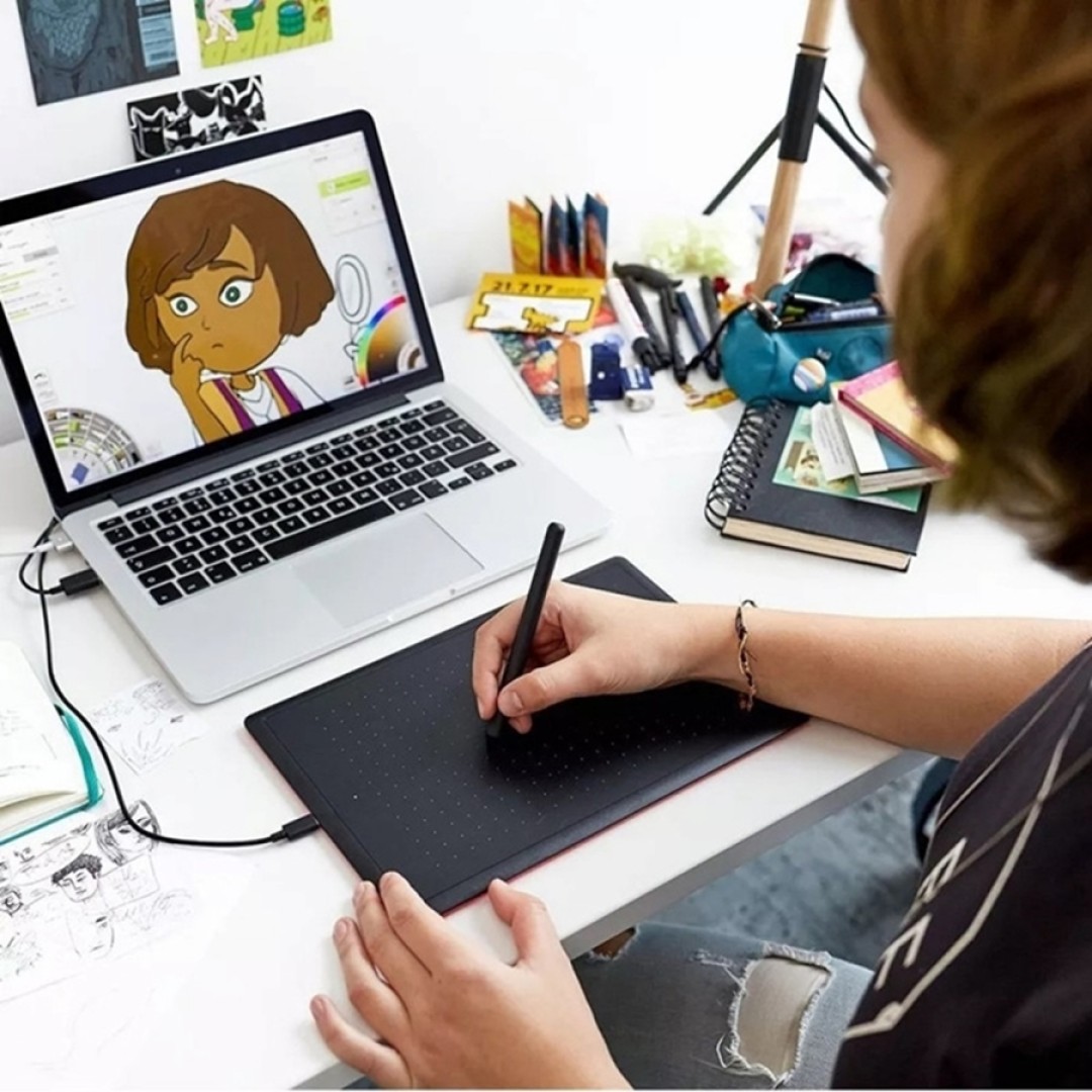 Графический планшет Wacom One Medium (CTL-672)