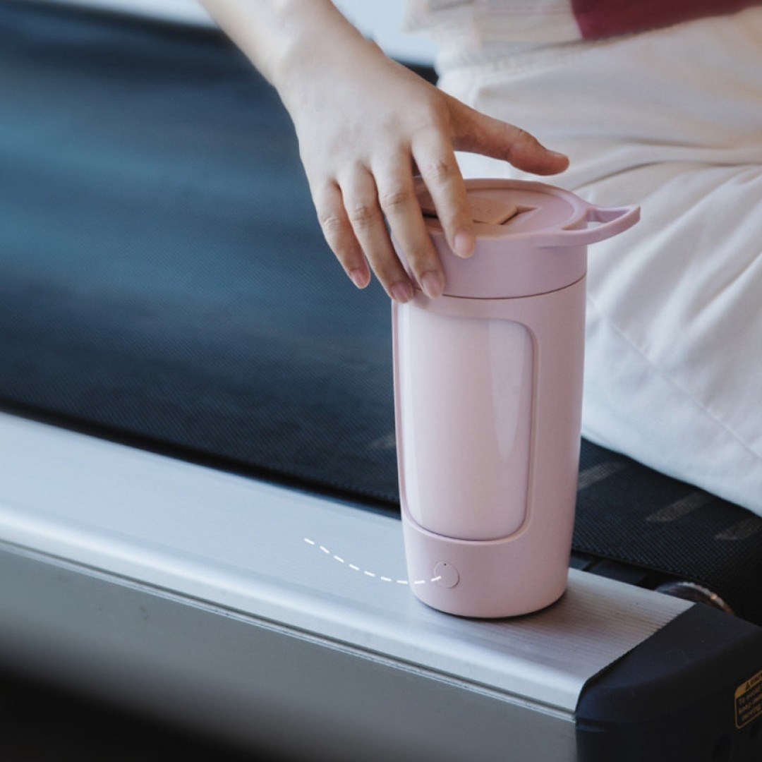 Электрический шейкер Qwerty Portable Sport Mixer Bottle USB Electric Protein Powder Shaker Juice