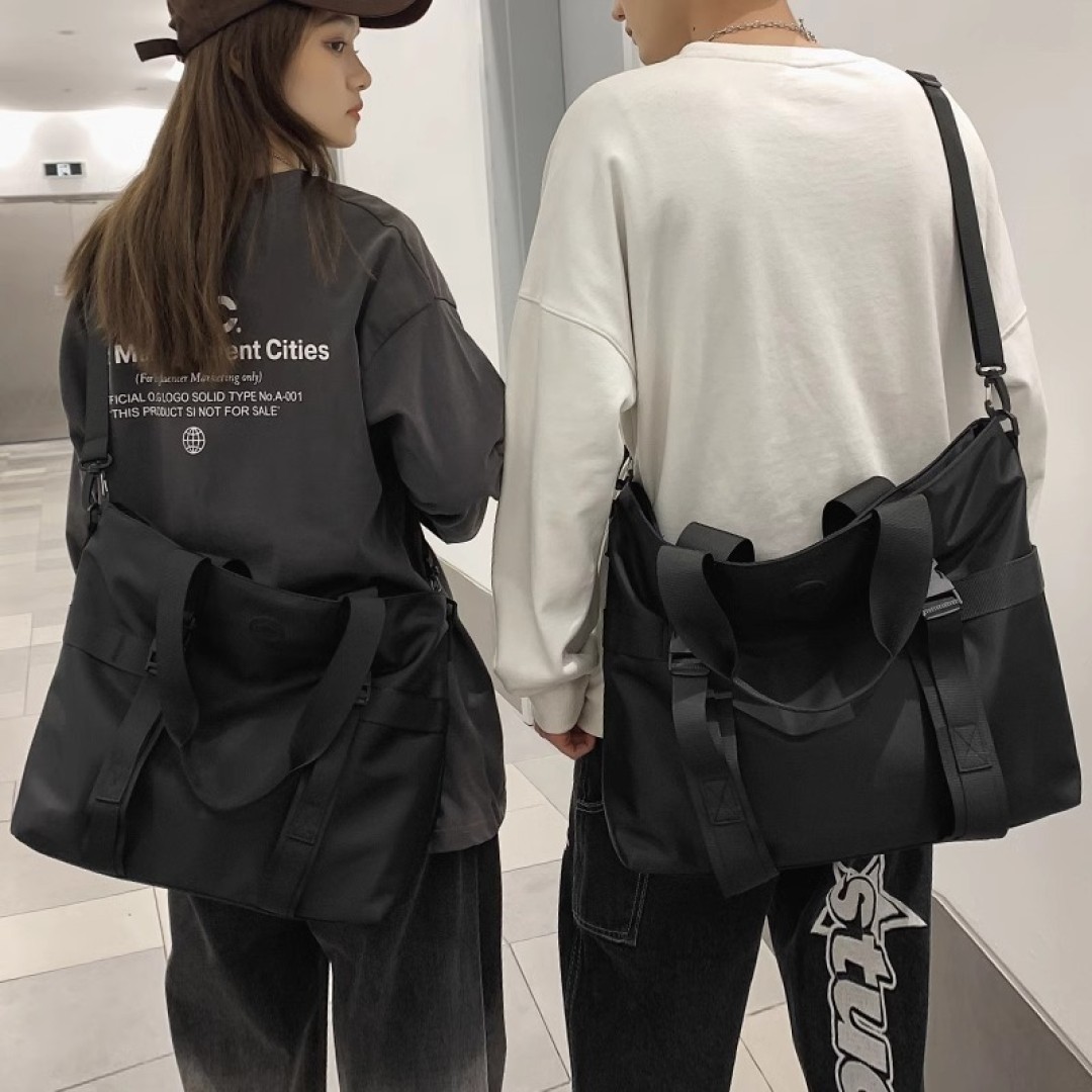 Универсальная сумка-тоут 2 в 1 Universal Tote bag, черная